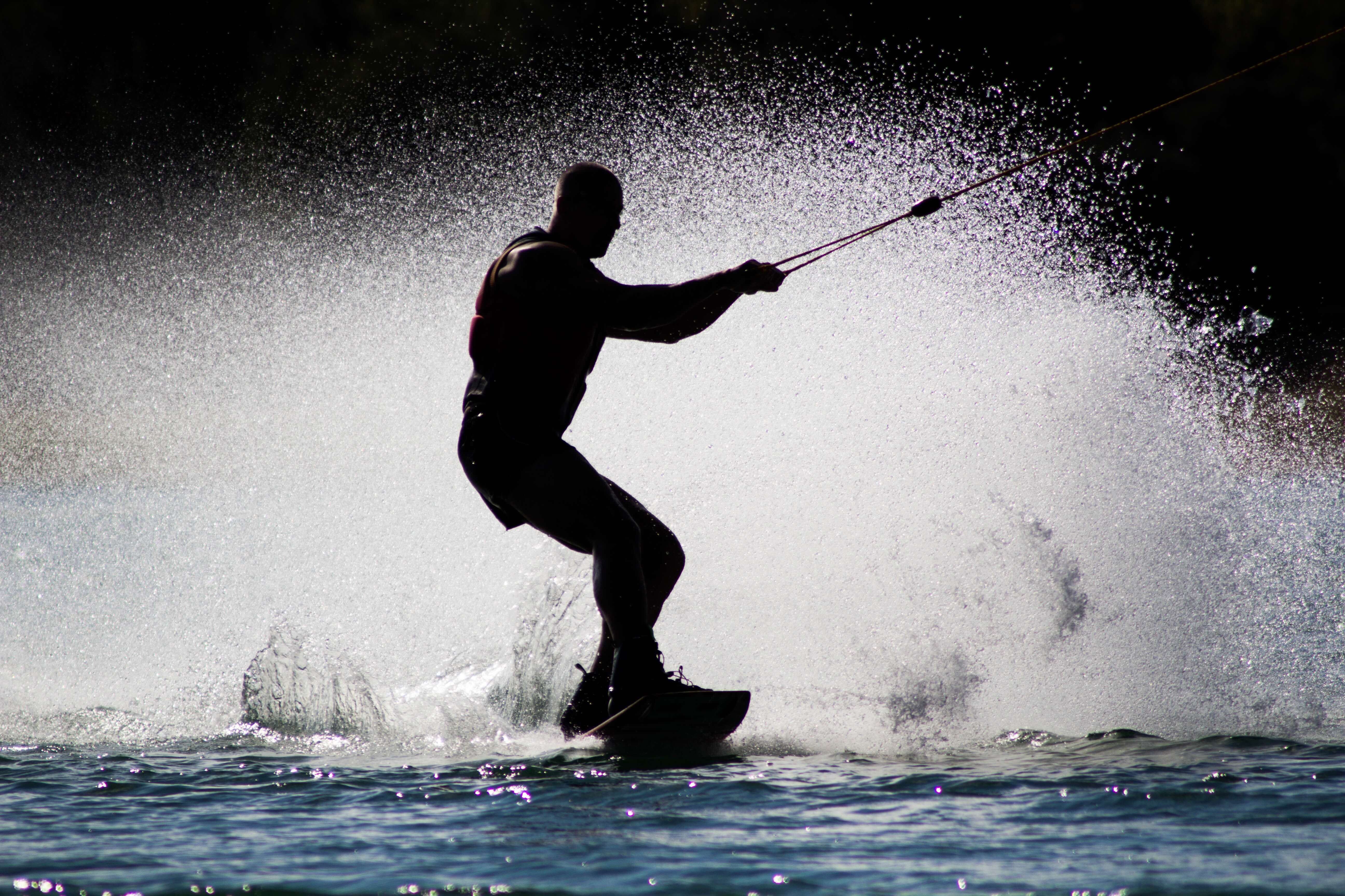 Top 5 Tips For Slalom Water Skiing